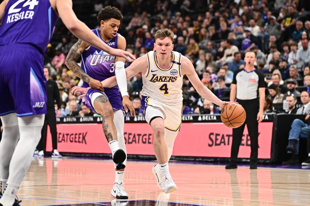 他在球场上 他在球场上